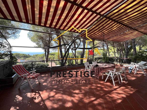 casa indipendente in vendita a Livorno in zona Quercianella