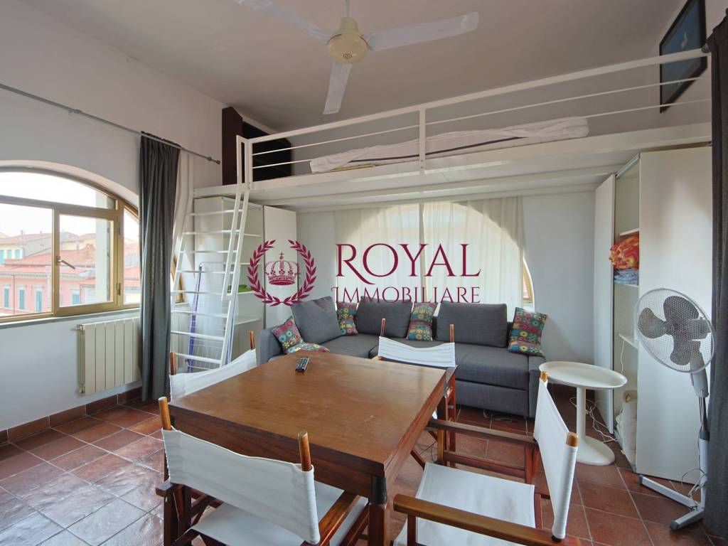 appartamento in vendita a Livorno in zona Centro Città