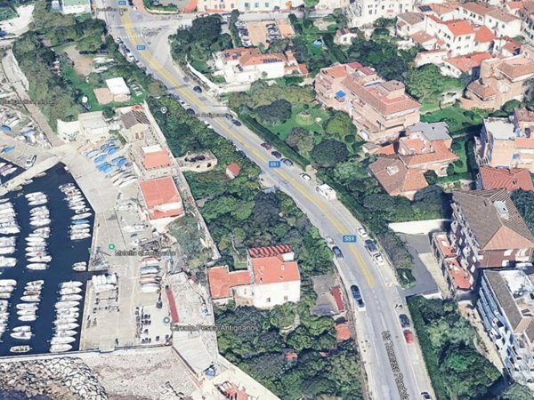 appartamento in vendita a Livorno in zona Antignano