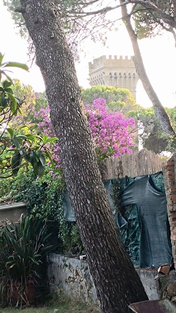 casa indipendente in vendita a Livorno in zona Quercianella