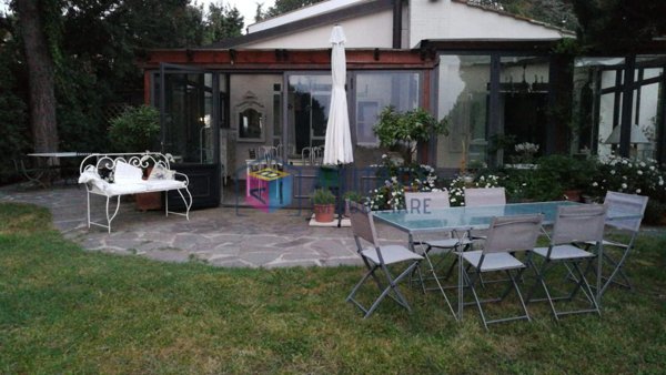 casa indipendente in vendita a Livorno in zona Castellaccio