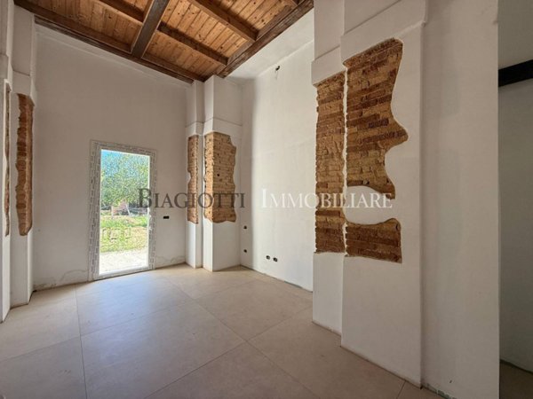appartamento in vendita a Livorno in zona Padula