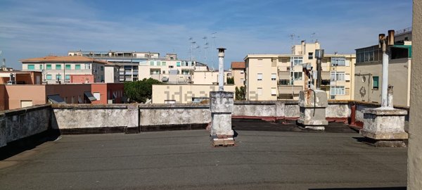 appartamento in vendita a Livorno in zona Ospedale