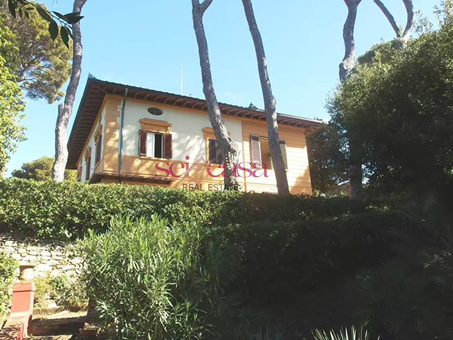casa indipendente in vendita a Livorno in zona Montenero