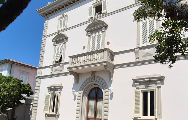 casa indipendente in vendita a Livorno in zona Ardenza