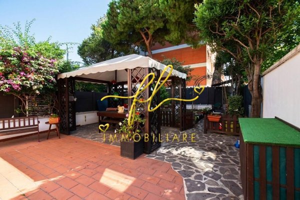 casa indipendente in vendita a Livorno