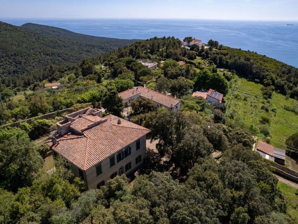 casa indipendente in vendita a Livorno in zona Collegio Americano