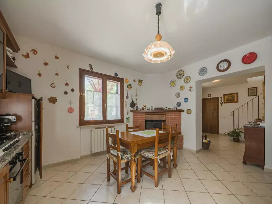 casa indipendente in vendita a Livorno in zona Castellaccio