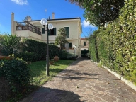 casa indipendente in vendita a Livorno