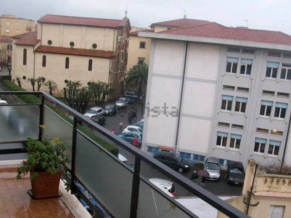 appartamento in vendita a Livorno in zona Ospedale
