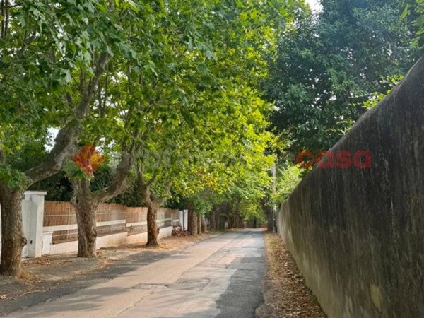 casa indipendente in vendita a Livorno in zona Montenero