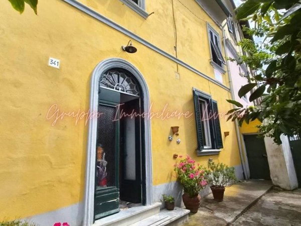 appartamento in vendita a Livorno in zona Montenero