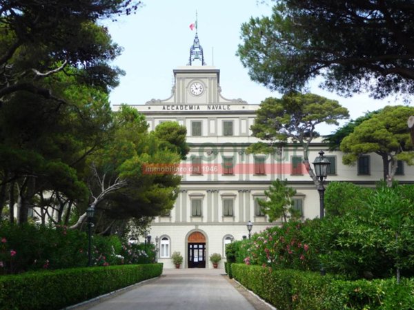 appartamento in vendita a Livorno in zona Ardenza