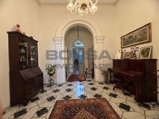 casa indipendente in vendita a Livorno