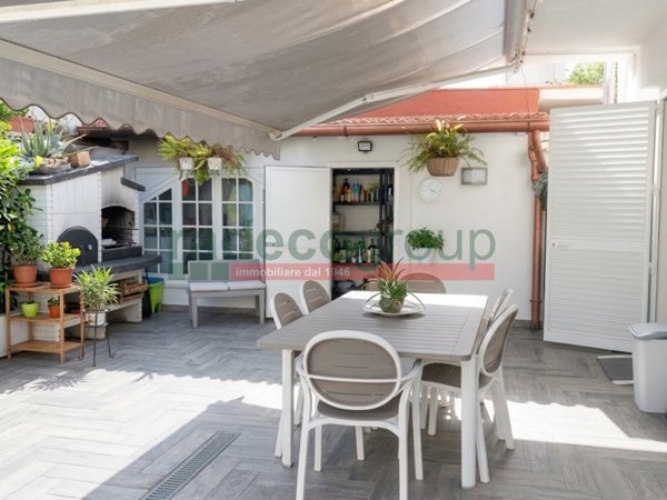 casa indipendente in vendita a Livorno in zona Ardenza
