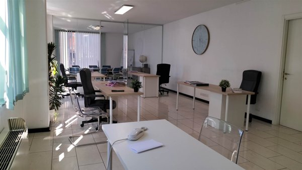 ufficio in vendita a Livorno