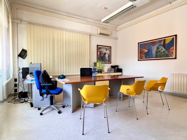 ufficio in vendita a Livorno