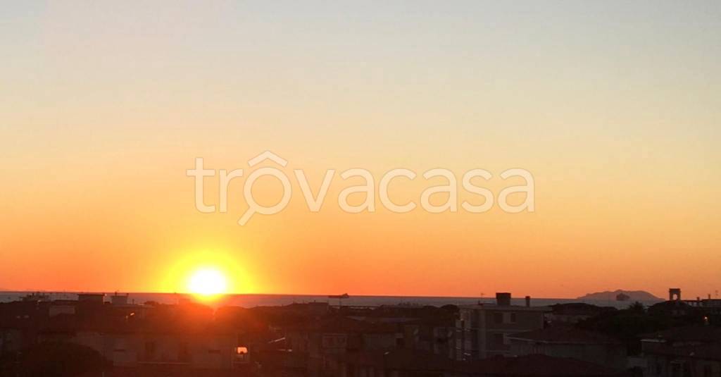 appartamento in vendita a Livorno in zona Ardenza