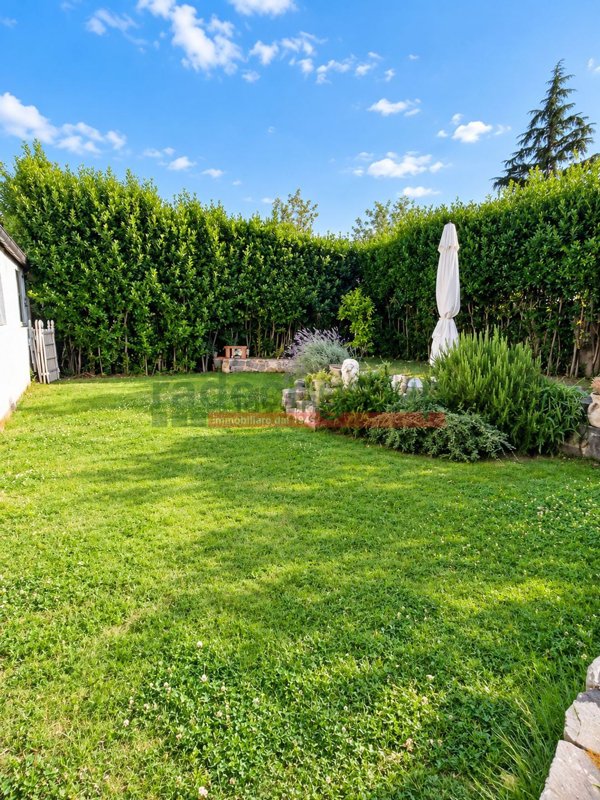 casa indipendente in vendita a Livorno in zona Ardenza