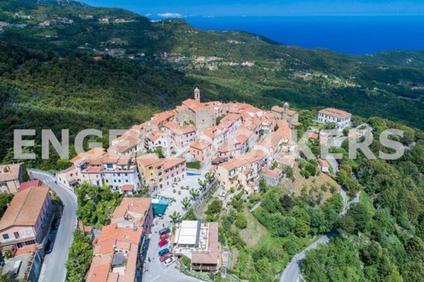 casa indipendente in vendita a Marciana