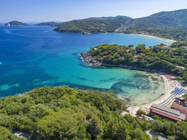 casa indipendente in vendita a Marciana