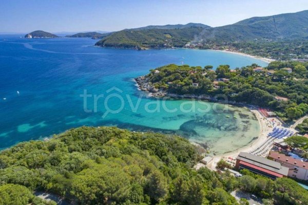 casa indipendente in vendita a Marciana