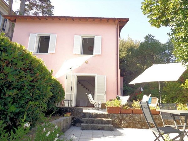 casa indipendente in vendita a Marciana