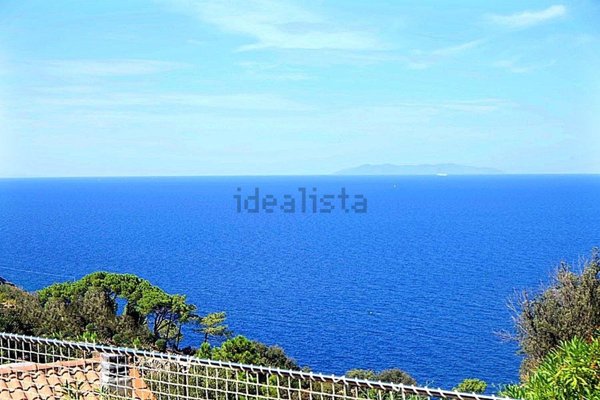 casa indipendente in vendita a Marciana