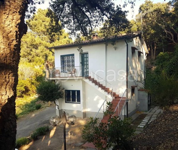 casa indipendente in vendita a Marciana