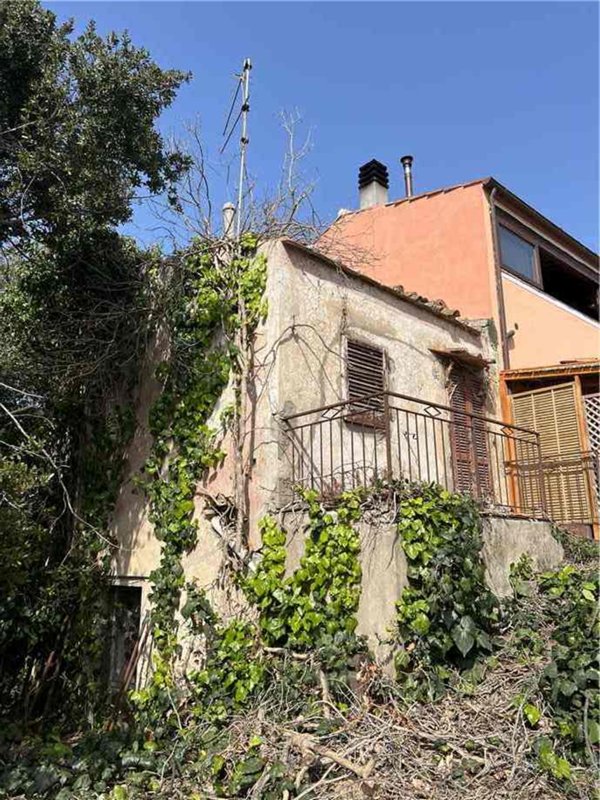 casa indipendente in vendita a Marciana