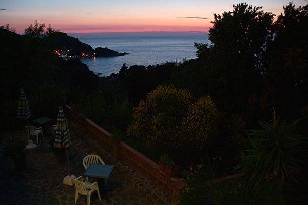negozio in vendita a Marciana