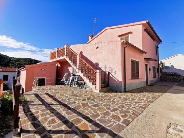 appartamento in vendita a Marciana