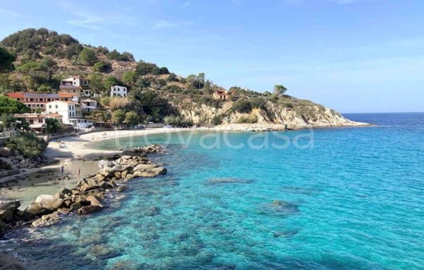 casa indipendente in vendita a Marciana
