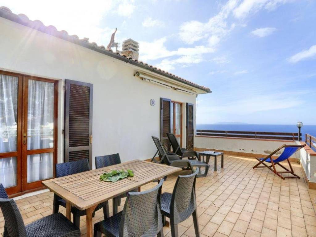appartamento in vendita a Marciana