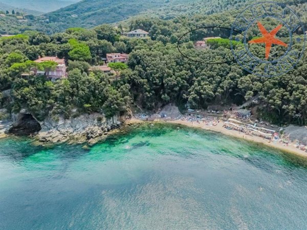 casa indipendente in vendita a Marciana