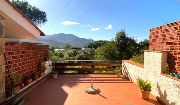 appartamento in vendita a Marciana