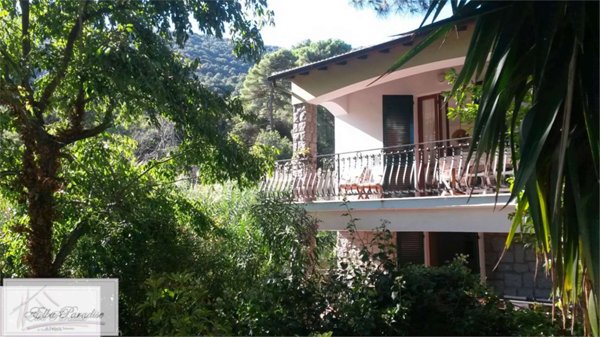 casa indipendente in vendita a Marciana