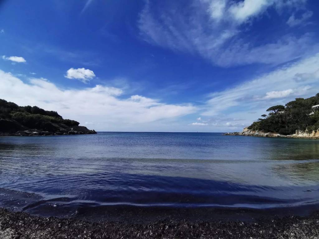 casa indipendente in vendita a Marciana