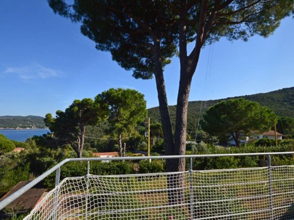 casa indipendente in vendita a Marciana