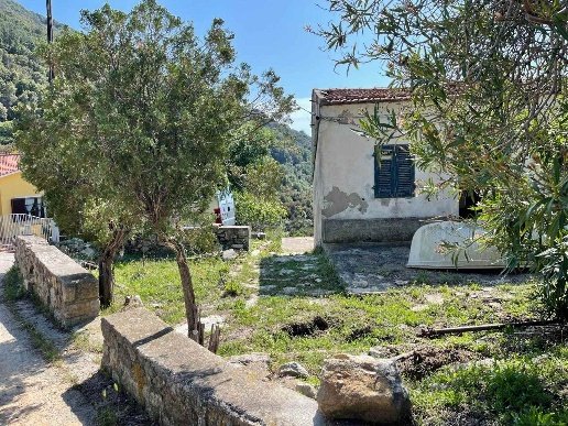 quadrivano in vendita a Marciana