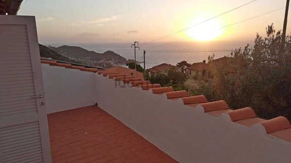 appartamento in vendita a Marciana