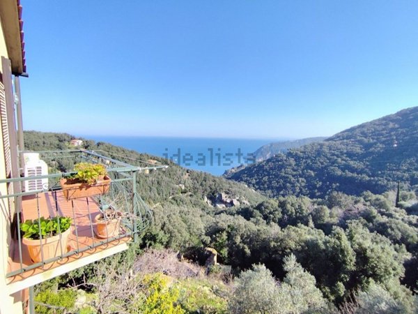 casa indipendente in vendita a Marciana