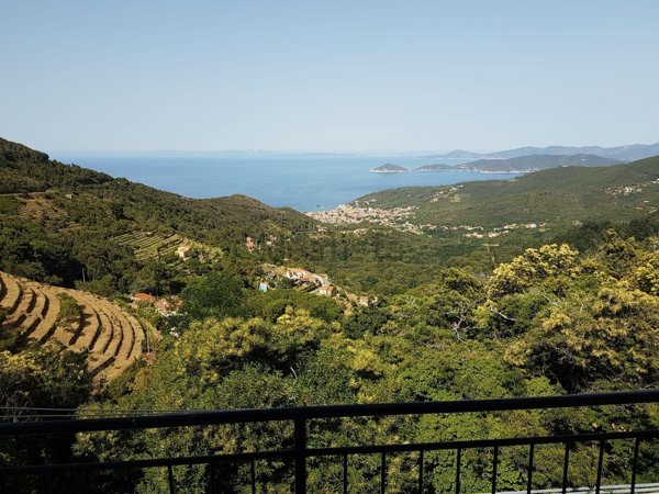 appartamento in vendita a Marciana