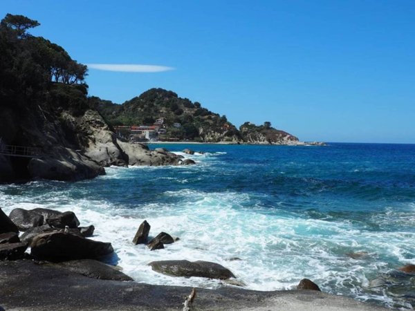 casa indipendente in vendita a Marciana