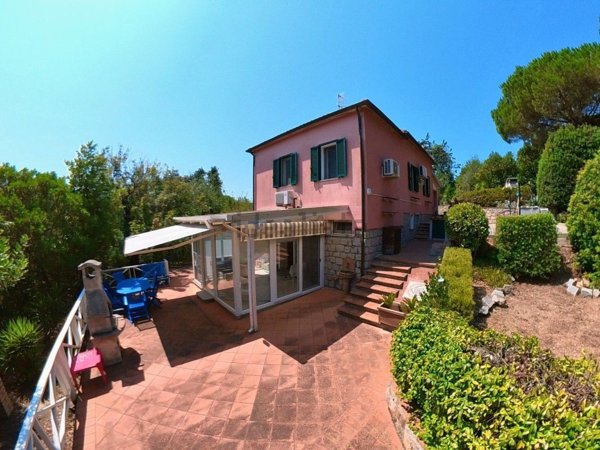 casa indipendente in vendita a Marciana