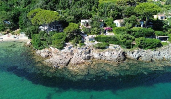 casa indipendente in vendita a Marciana