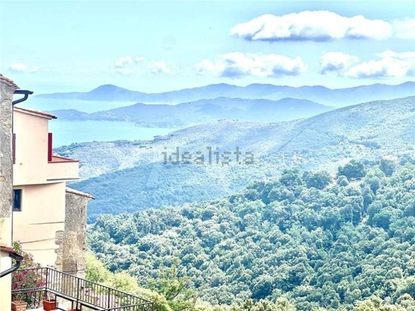 appartamento in vendita a Marciana