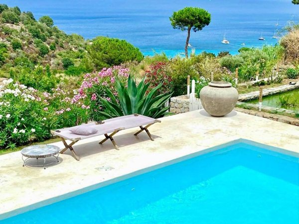 casa indipendente in vendita a Marciana