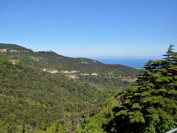 casa indipendente in vendita a Marciana
