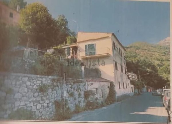 casa indipendente in vendita a Marciana